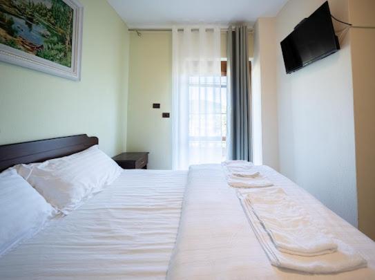 Vila Shen Maria Hotell Voskopojë Exteriör bild